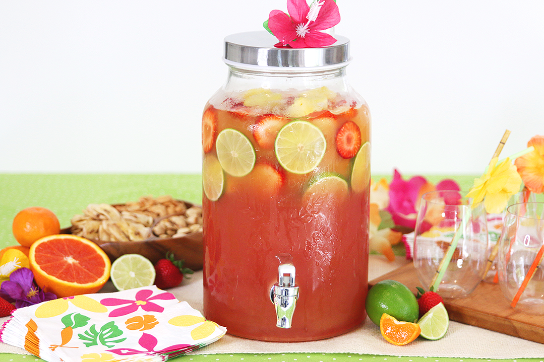 Tropical Rum Punch Recipe - Luau Party Ideas - Living Locurto